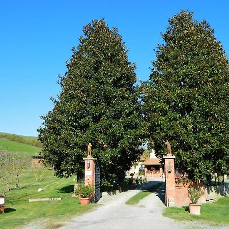 مبيت وإفطار سان كاشانو دي باني Francigena المظهر الخارجي الصورة